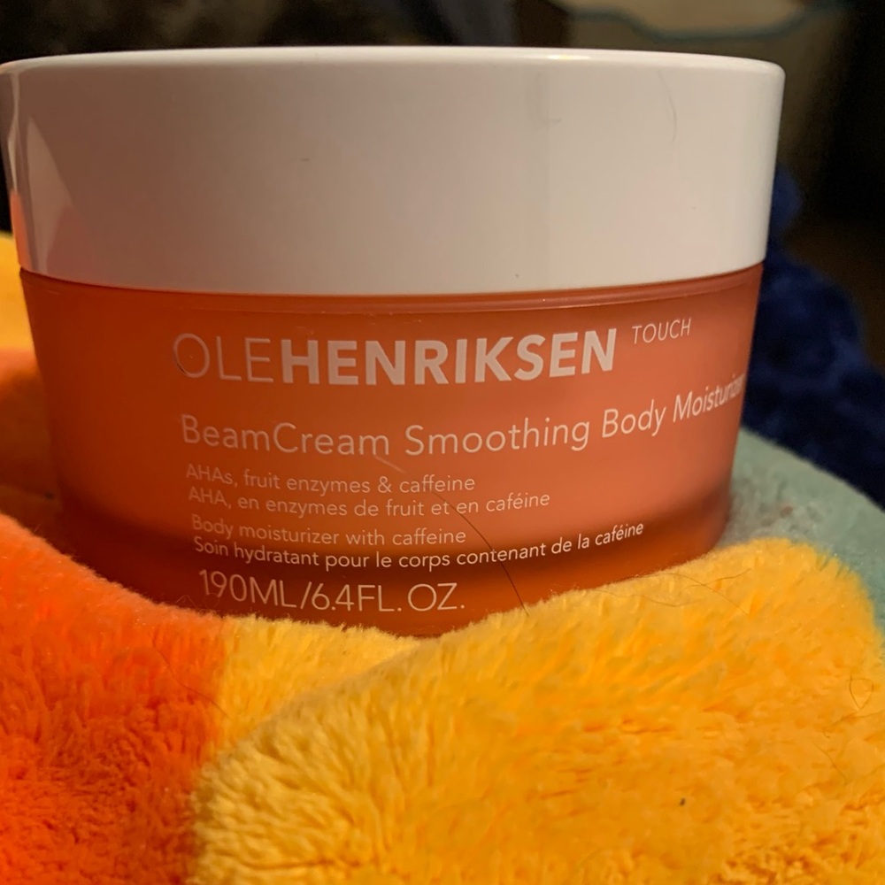 OleHenriksen Beamcream smoothing bodyMoisturizer new